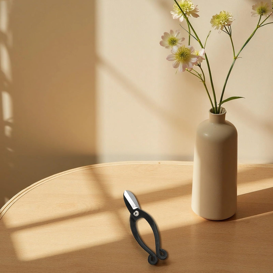 6.5 Inch Japanese Pruning Shears, All-Black Floral Scissors for Ikebana